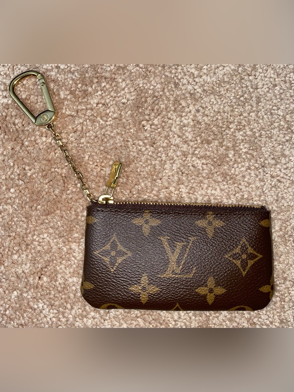 Louis Vuitton | The Key Pouch | Monogram Canvas - Picture 4 of 16